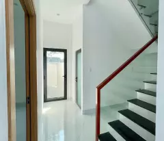 CHẬM CHÂN LÀ HẾT! CĂN BIỆT THỰ  SÂN 2 OTO GIÁ SỐC HƠN 2TY MỘT XÍU!