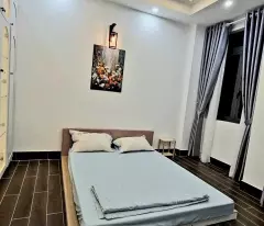 Nhà mới 3 tầng, hẻm xe hơi Huỳnh Tấn Phát, khu dân trí cao, 5 phòng, giá hơn 6 tỷ