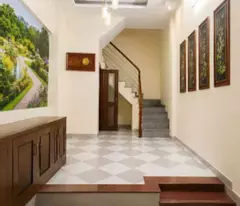 Bán Nhà ngõ 213 Giáp Nhất 5 tầng x30m2 giá chỉ 7,4 tỷ
Lh:0965450399