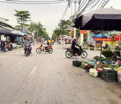 45m gần Thị Trấn Trôi, đường thông tứ tung, gần chợ, trường học, giá nhỉnh 4 tỷ.