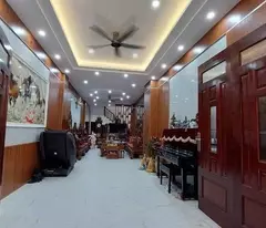 bán nhà riêng 40m 3 tầng chính chủ tại Uy Nỗ