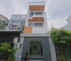 Bán nhà 4 tầng, 56m2 đường Trường Lưu, P. Long Trường, Q9, Thủ Đức, TP HCM.  5,78  tỷ.