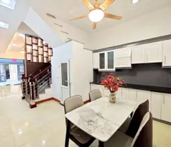 BÁN NHÀ ĐỘC LẬP 3,5 TẦNG LÔ GÓC TRUNG LỰC, Ô TÔ VÀO TẬN CỬA, 50M², GIÁ 4,5 TỶ