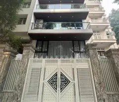 Tôi cho thuê nhà, 95m2- 5T, Hoàng Cầu, La Thành, Đặng Tiến Đông -27 tr