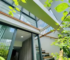 KHU VIP HIẾM - BÁN NHÀ 5 TẦNG XE HƠI ĐẬU CỬA Đ.NGUYỄN THIỆN THUẬT, QUẬN 3- GIÁ TỐT CHỈ 11,9T CHÍNH