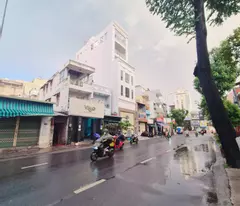 bán nhà 2MT Ngay Nguyễn Thái Sơn gần ĐH Công Nghiệp 108m2 đối diện công viên