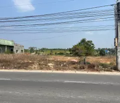 Bán 960m2 đất thổ cư Nguyễn Chí Thanh, LaGi ngộp bank giảm hơn 50%
