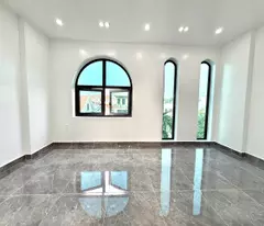 Nhà độc lập ô tô đỗ cách nhà 10m sân vườn sau siêu rộng siêu thoáng tại Thiên Lôi Aeon Mall