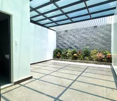 Nhà độc lập ô tô đỗ cách nhà 10m sân vườn sau siêu rộng siêu thoáng tại Thiên Lôi Aeon Mall