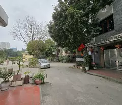 Nguyễn Văn Cừ Long Biên 9 tỷ 50m ô tô qua nhà gần công viên
