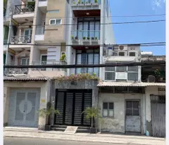 bán nhà mặt tiền kinh doanh 
Ngang 3.3 dài 16m đúc xây dựng mới Q4 cạnh Q1