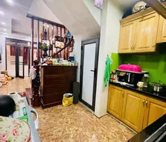30m ra phố Tôn Đúc Thắng, nhà 30m x 4 tầng, giá chưa đến 9 tỷ