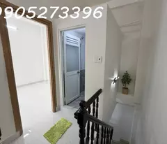 HẺM THÔNG SÁT XE HƠI - LẠC LONG QUÂN P8 TÂN BÌNH - THÔNG SỐ VÀNG NGANG KHỦNG NỞ HẬU 5 x 4.8 - 3