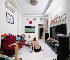 BÁN NHÀ 3 TẦNG - 38M2- Đ.ĐOÀN VĂN BƠ CHỈ 5.8T- GẦN CHỢ 200 Đ.XÓM CHIẾU- THÔNG RA TÔN ĐẢN- NGUYỄN