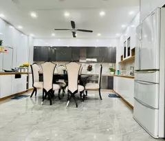 Bán nhà 5 tầng đường Số 33, Bình Trưng Tây, Quận 2, Thủ Đức, TP HCM. DT 65m2. Giá 8,85 tỷ.