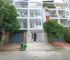 Bán nhà mặt tiền KDC Ba Tơ - Phú Lợi, 5x20, 5 tầng, Mới ở ngay, gần chợ