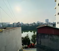 Nhỉnh 9 tỷ , thang máy , 10m ra Phố Phương Mai, 6 tầng thang máy, wiew Hồ, ánh sáng tươi cả ngày.