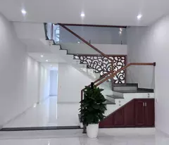 Bán Nhà Liêm Lạc 12 Hòa Xuân Nhà 2 Tầng Mê Lệch, Diện Tích 100m, gần sông