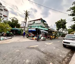 BÁN NHÀ MẶT TIỀN THỤC Đ.TÔN THẤT THUYẾT- XE HƠI ĐẬU CỬA- GẦN NGAY CÔNG VIÊN KHÁNH HỘI- LƯU THÔNG