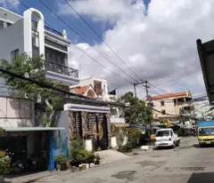 CHO THUÊ MẶT TIỀN NHÀ MỚI XÂY – ĐƯỜNG HUỲNH TẤN PHÁT, GẦN CẦU PHÚ XUÂN, QUẬN 7, TPHCM GIÁ 20TR