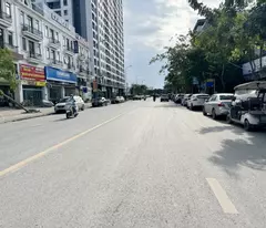 Bán Shophouse Sông Hồng Mặt Đường Thành Trung Gia Lâm - 90m2 Mặt Tiền 6m Đường 30m