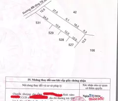 Vị trí đất nằm ngay khu dân cư đông đúc, giao thông thuận tiện, rất thích hợp cho anh chị mua để