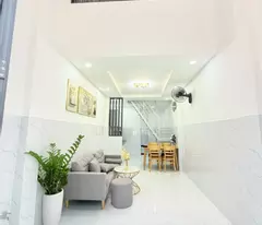 HXH NHỎ NGAY LÝ THƯỜNG KIỆT…NHÀ MỚI ĐẸP TÂN BÌNH GIÁP Q10, 2 TẦNG 2PN, CHÀO CHỈ 4.. TỶ TL.