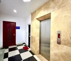 TOÀ VĂN PHÒNG MẶT PHỐ TRUNG KÍNH - CẦU GIẤY 135M² - 7 TẦNG THANG MÁY - 2 MẶT TIỀN - KINH DOANH
