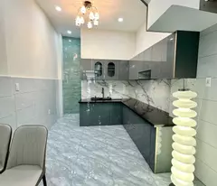 Nhà mặt tiền kinh doanh khu quán chay Dã Tượng P10Q8 (P.Chánh Hưng)