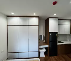 Bán CHDV 50m2 x 7 tầng cách Hồ Tây 250m
