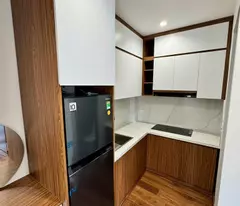 Bán CHDV 50m2 x 7 tầng cách Hồ Tây 250m