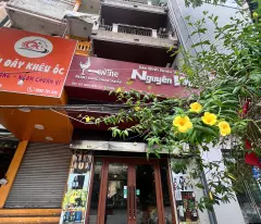 CHÍNH CHỦ CHO THUÊ NHÀ 2 MẶT PHỐ VỊ TRÍ ĐẮC ĐỊA TẠI 121 NGUYỄN CHÍ THANH, PHƯỜNG LÁNG, HÀ NỘIC