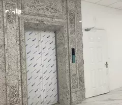 Cho thuê nhà, Lạc Long Quân, Võ Chí Công, THANG MÁY, 331m2x 4T -62 tr