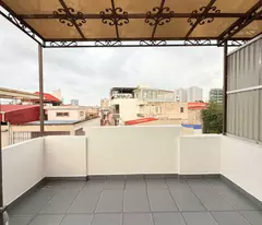 CĂN HIẾM QUÁN MAU – LẠCH TRAY, NGÕ RỘNG, SÂN CHUNG GẦN 100M²

Diện tích 45m2