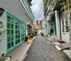 NHÀ ĐẸP 4 TẦNG, TRUNG TÂM P.10, 5 PHÒNG, CHỈ NHỈNH 5 TỶ