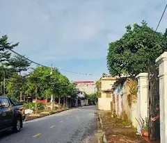 Chủ nhà yêu môn thể thao Vua nên cần sút ngay mảnh đất 100m tại Ỷ Lan với giá nhỉnh 7 tỷ. Ô tô tải