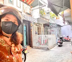 NHÀ BÁN CÁCH MẶT TIỀN ĐƯỜNG XE HƠI CHỈ VÀI CĂN- NGANG 3.6M- TRƯỚC NHÀ RỘNG 4M- CHỈ 3.8ĐỒNG- LƯU