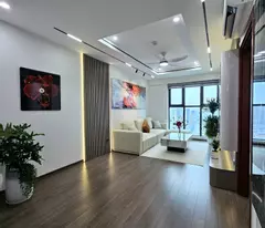 NHỈNH 7 TỶ- CHUNG CƯ VINHOME GARDENIA -80M2 - 2 NGỦ - 2 WC - FULL NỘI THẤT - VIEW BỂ BƠI