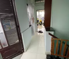 Pass phòng nguyên tầng ( 2 phòng, ban công sân thượng ) - rộng rãi, thoáng mát.