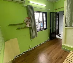 Pass phòng nguyên tầng ( 2 phòng, ban công sân thượng ) - rộng rãi, thoáng mát.