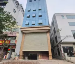 Cho thuê nhà, 139m2- 6T, Nguyễn Trường Tộ, Hàng Than, Trấn Vũ -69 tr