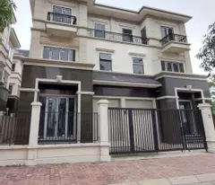 Tôi cho thuê nhà MỚI, Lê Văn Lương, Khuất Duy Tiến, 222m2x 3T -43 tr