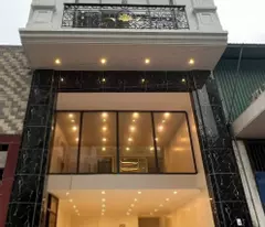 Cho thuê nhà, THANG MÁY, 82m2- 5T, Nguyễn Tuân, Vũ Trọng Phụng -31 tr