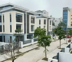 DO  CHƯA CÓ NHU CẦU SỬ DỤNG CẦN CHO THUÊ BIỆT THỰ NAM CƯỜNG