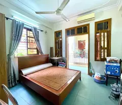 Giảm kịch nóc sập trần gần 4 tỷ bán nhà mặt phố vân hồ 4 tầng dân xây lô góc ô tô hai bà trưng