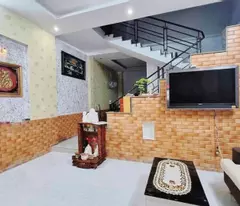 Nhà phố đẹp Lái Thiêu - Ngang 5m - 90m2 – Nhỉnh 4,5 Tỷ - Đường xe tải  - ÔTô ngủ trong nhà