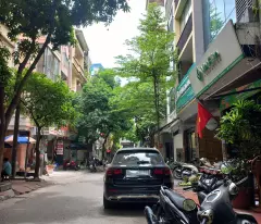 BÁN NHÀ ĐỖ QUANG, PHÂN LÔ VỈA HÈ, 8 TẦNG THANG MÁY, KINH DOANH, VĂN PHÒNG, NHỈNH 30 TỶ