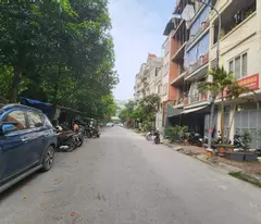 Phúc Đồng 11 tỷ 60m Phân lô ô tô đỗ cửay,sổ đỏ Long Biên