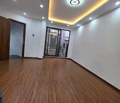 Bán nhà 5 tầng ngõ 318 La Thành, phường Ô Chợ Dừa, Hà Nội, 44.5m2 x 5 tầng, ngõ 3m, miễn TG