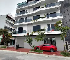 Nhà tái định cư A51 Hồ Sen lô góc 2 mặt tiền cực thoáng